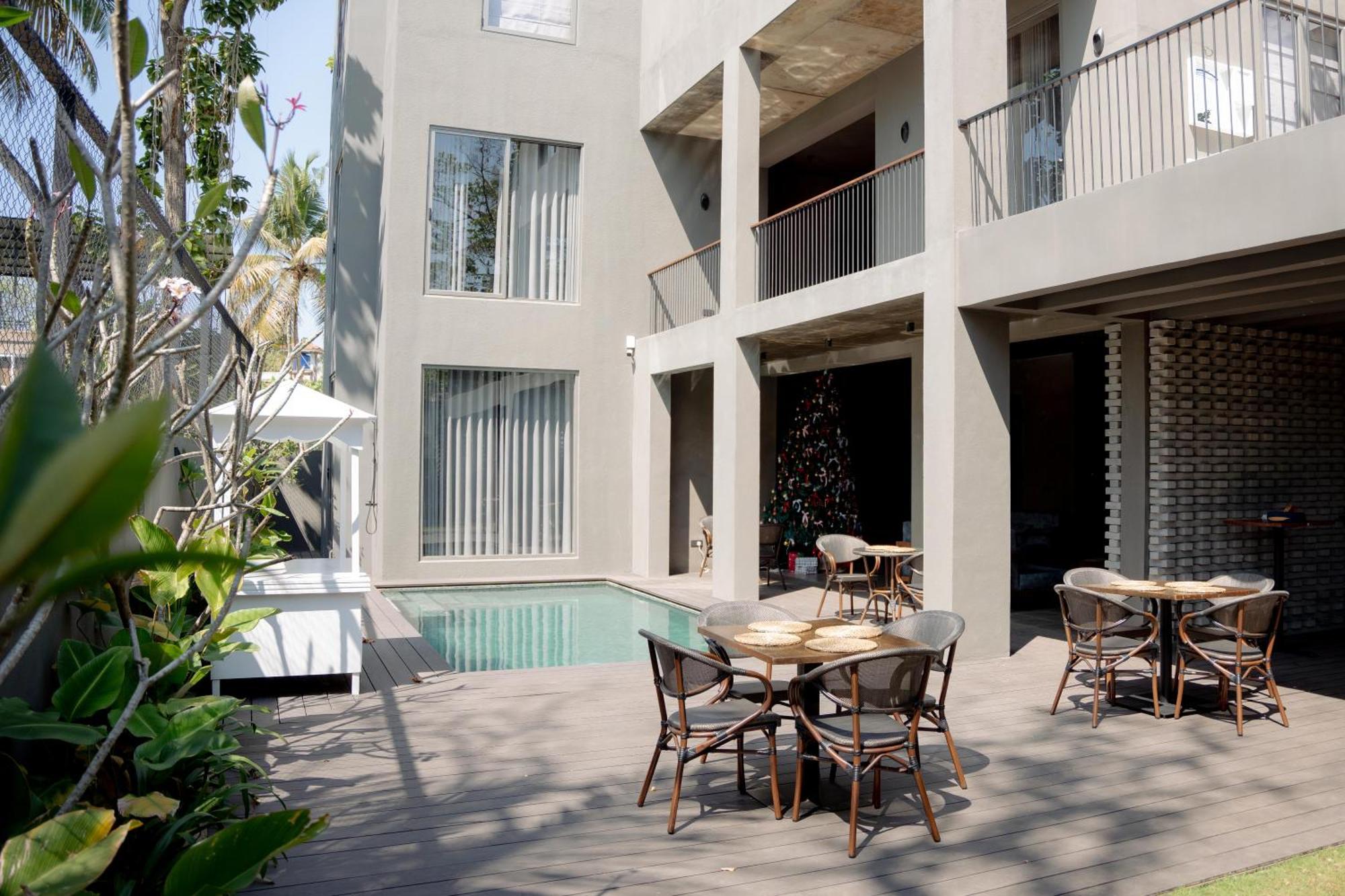 Bohemian Nest Hotel Negombo Exterior photo