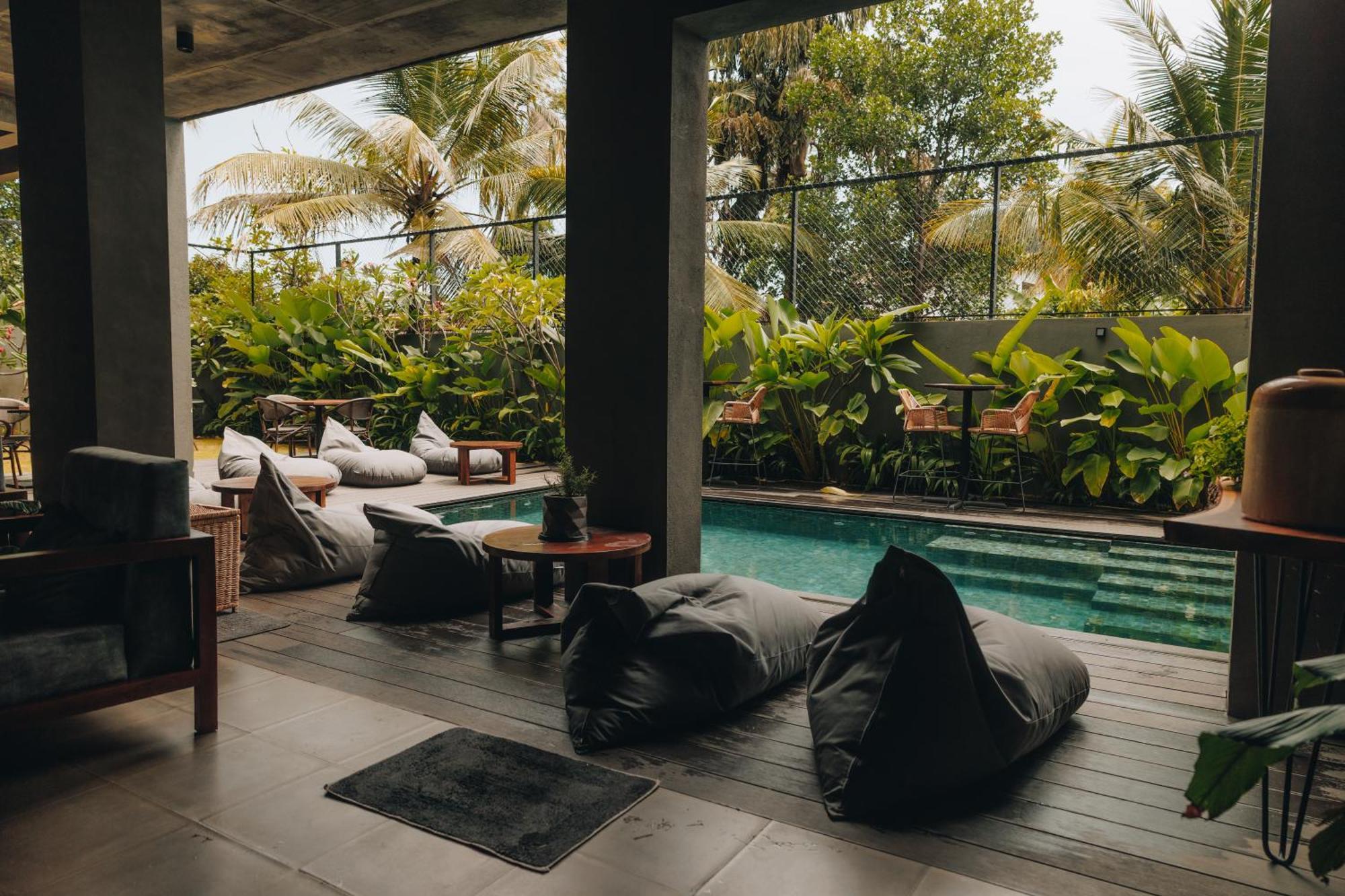 Bohemian Nest Hotel Negombo Exterior photo