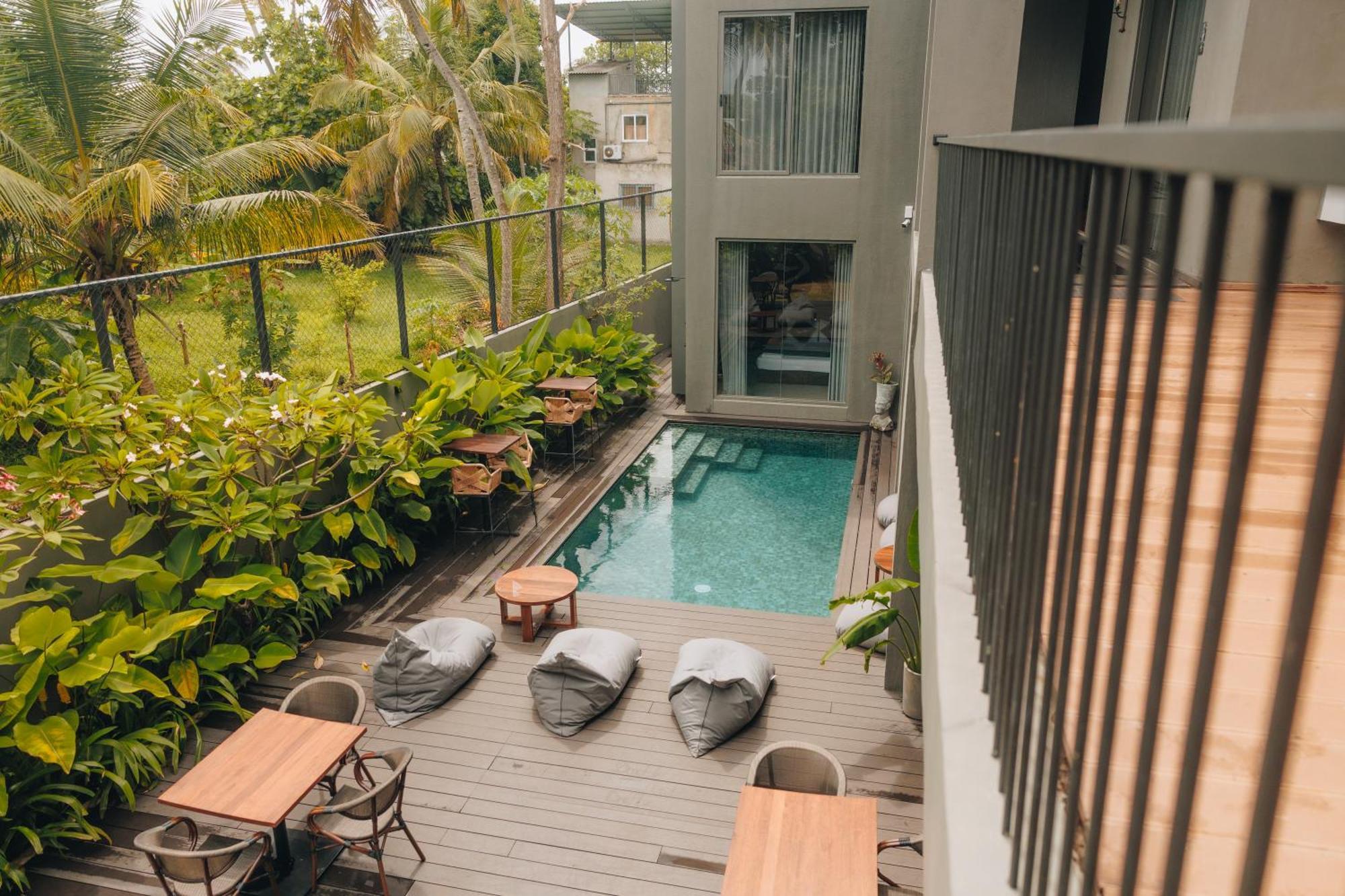 Bohemian Nest Hotel Negombo Exterior photo